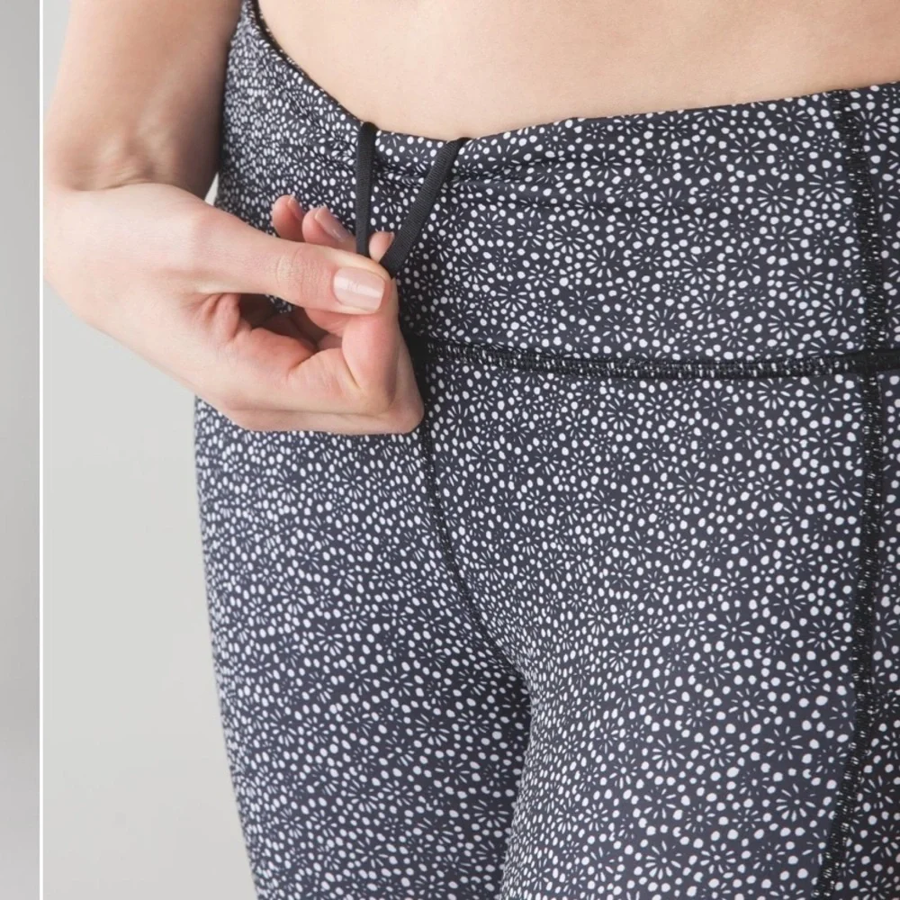 Lululemon Pace Rival Crop Freckle Flower Size 4 - Picture 4 of 8